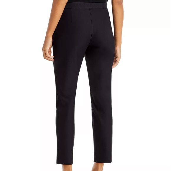 Theory Thaniel Approach Stretch Cropped Pants in black - Picture 3 of 12